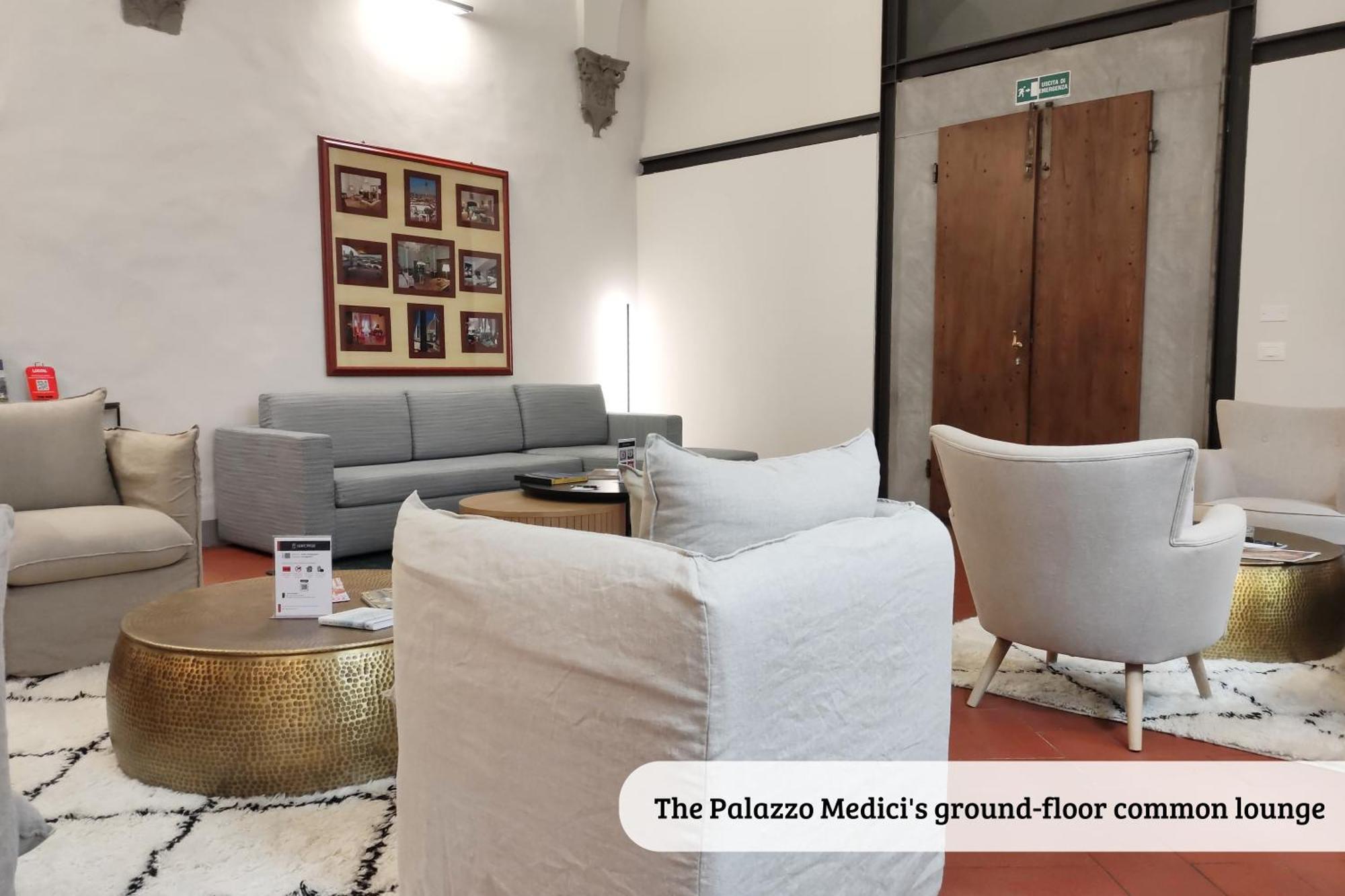 Tiziano Big Penthouse In The Oltrarno Florenz